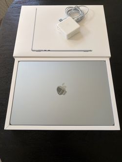 2026 15” MacBook Air M5 512GB SSD / 16GB Ram