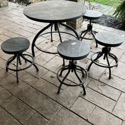 Table And 4 Piano Stools