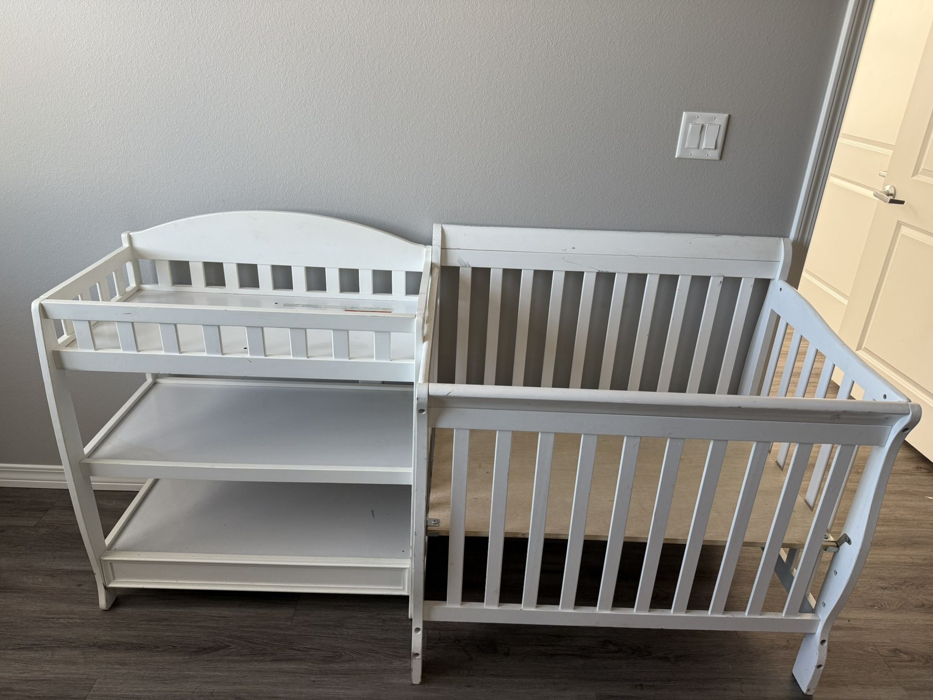 Baby Bed And Changing Table