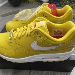 Nike Air Max 1 ‘87 yellow supreme size 8.5 new