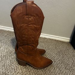 Cowgirl boots sz 7 women’s