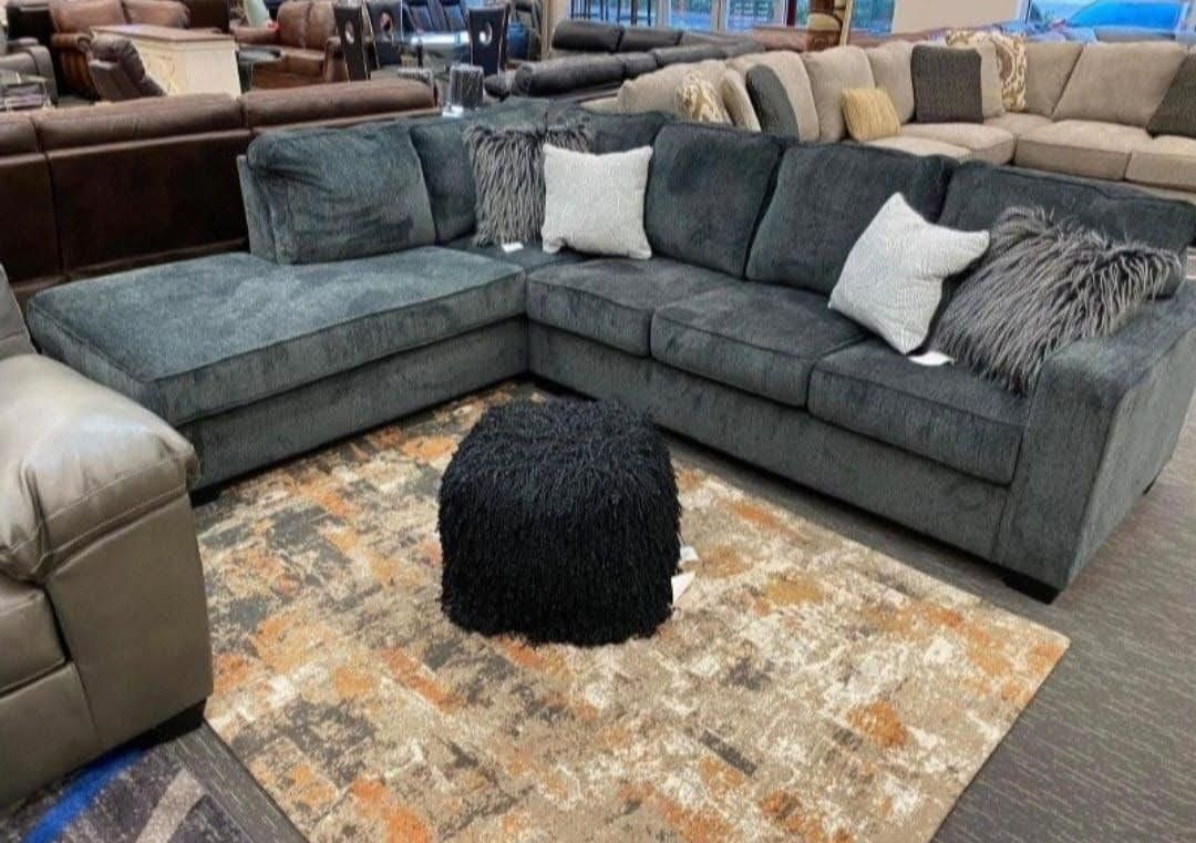 Altari Slate 2pc Sectional Sofa w/ Chaise