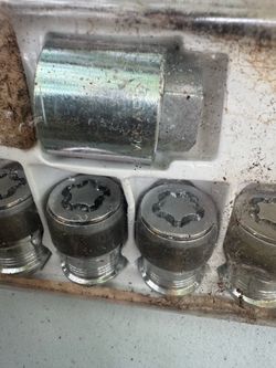 Mopar WHEEL LOCK 14MM X 1.5