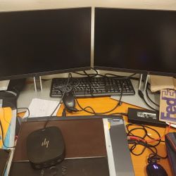 2 HP E23 G4 FHD Monitors and USB C Dock G5 All basically new.