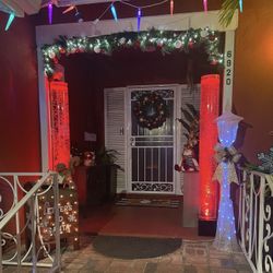 Two Beautiful Tall Plug-In Acrylic Sensory Water Bubble Tubes - Light Color Red - For Halloween And Christmas - Read Description