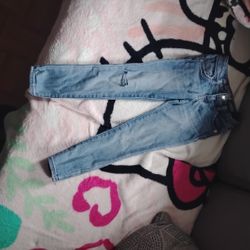 Young Girls Clothing Sz 4-5  Sweaters , Leggings, Jeans, Long Sleeve Shirts, Coats All Clothing Is Washed And No Stains