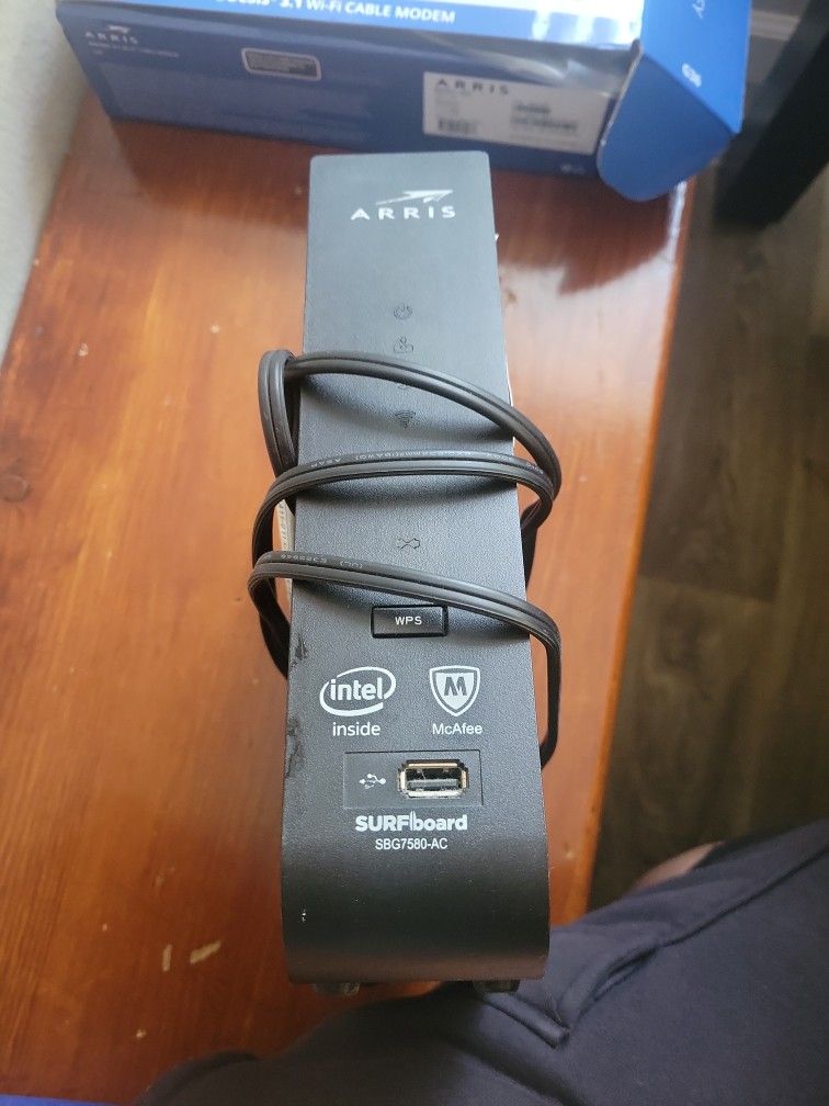 Arris Cable Modem Router 