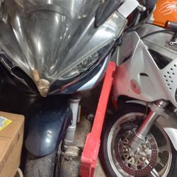  Parts Or Complete 2004 Kawasaki 636 Strong Engine Needs A Little  PompanoPatstheoriginal.com 