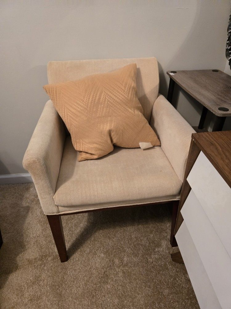 Beige/cream Chair With Pillow