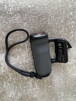Insta 360  X5 2800ah batteries and Photography Grip