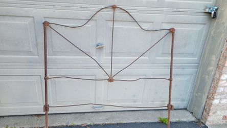 Antique headboard metal bedframe