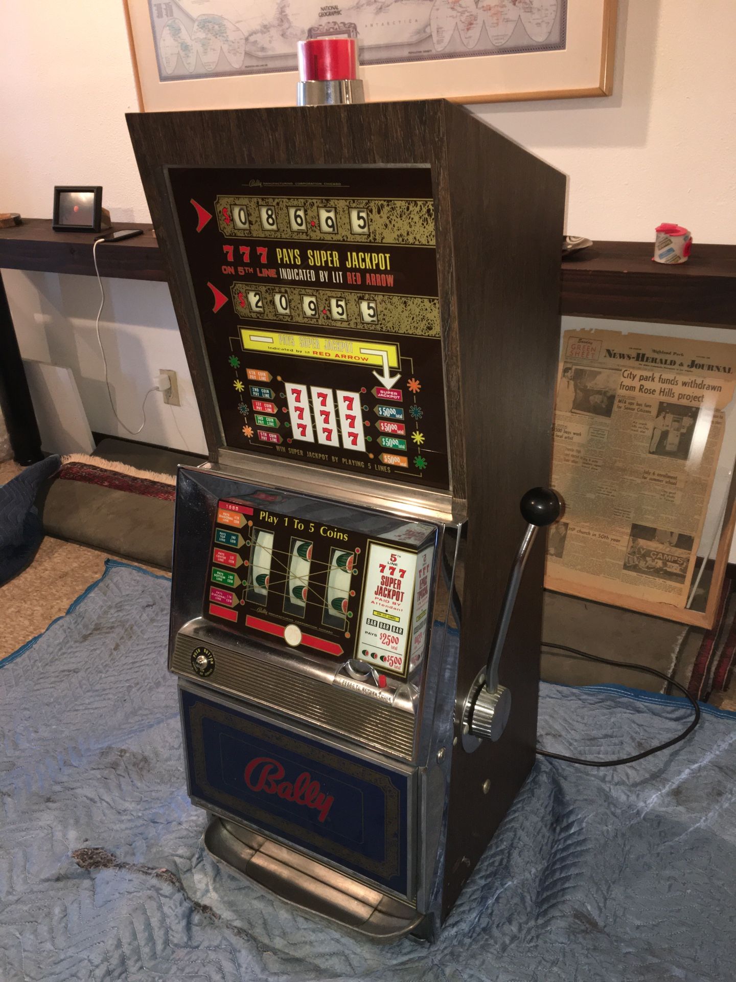 Bally 5-Line Pay Progressive Slot Machine
