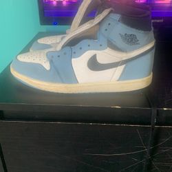 Jordan 1 UNC