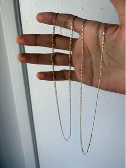 2 14K Figaro Chains