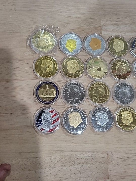 Trump Coin Lot