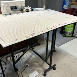Cutting Table + Cutting Mat 56”