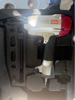 Max Nailer