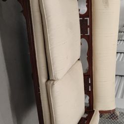 Old Timey Sofa With Side Chairs