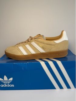 Adidas Gazelle Indoor Sneakers - Women’s 8.5 (fits men’s 7.5) Beige IH5482 - NWT (with box)
