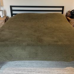 King Size Black Metal Bedframe