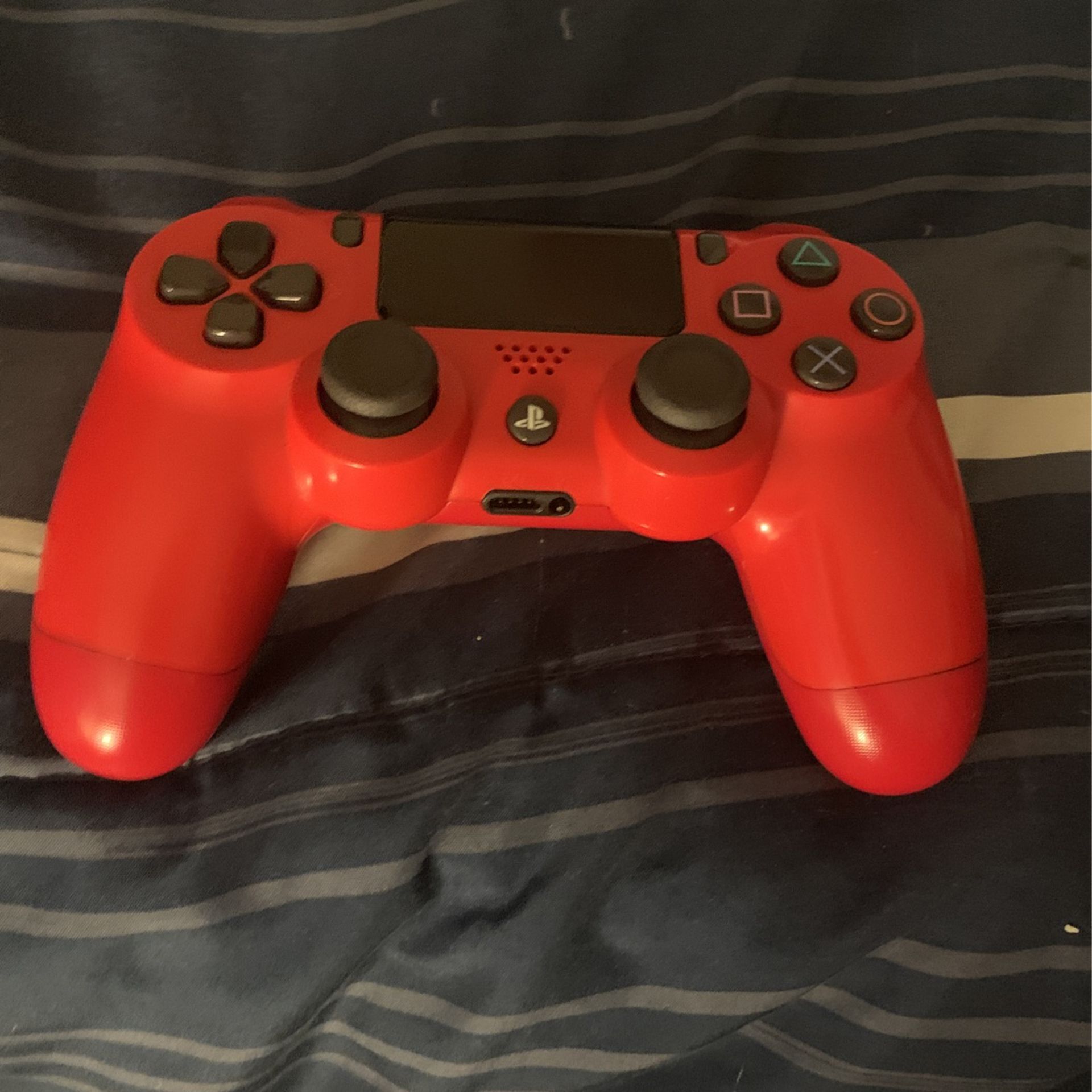 Red Ps4 Controller. 