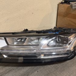 2017 To 2019 AUDI Q7 HEADLIGHT LED 