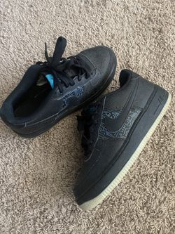 Nike Forces Size 6