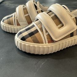 BURBERRY Newborn Sneakers