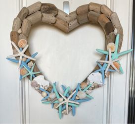 COASTAL CHIC COTTAGE BEACH DRIFTWOOD HEART SEA SHELL DOOR WREATH HOME DECOR