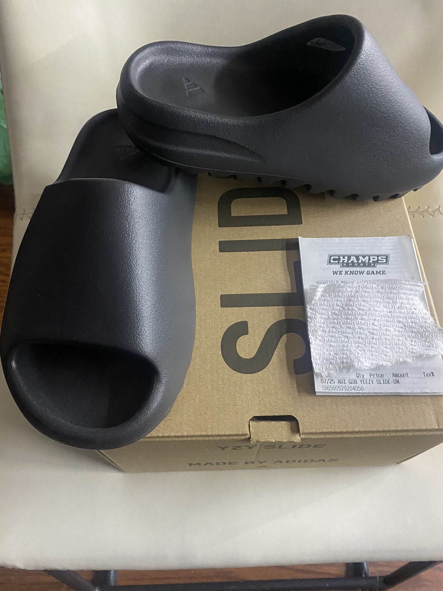 Yeezy Slide