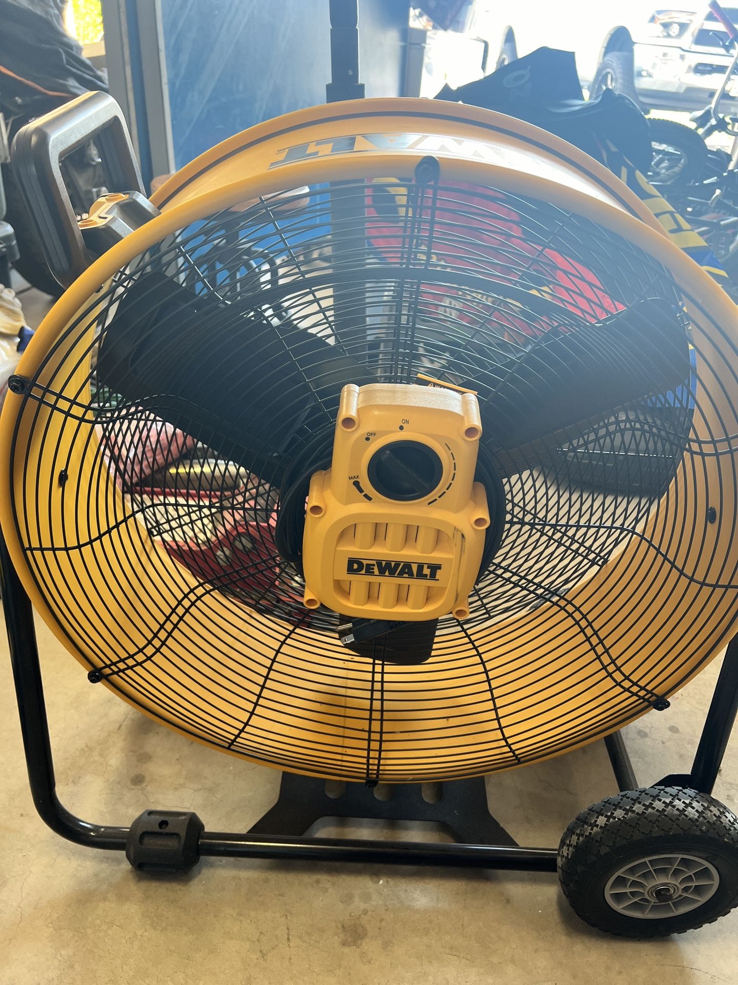 Dewalt Garage Fan 24”