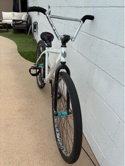 Throne 29 bike