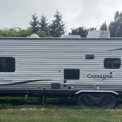 2018 26’ Catalina Trail Blazer/Toy Hauler