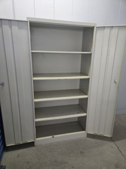 Solid Metal Storage Cabinet With 2keys