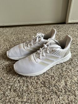 Adidas Women’s Running Shoes SZ 7.5