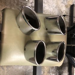 Exhaust Tips.