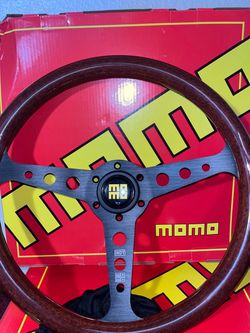 Brand New MOMO Indy Heritage Steering Wheel W/ Horn Button + Hardware