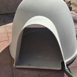 Dog Igloo/ House
