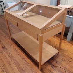 Free Standing - Top Display Cases