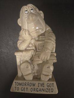 Vintage 1974 Wallace Berrie Figurine – "Tomorrow I’ve Got To Get Organized" – Rare Funny Collectible