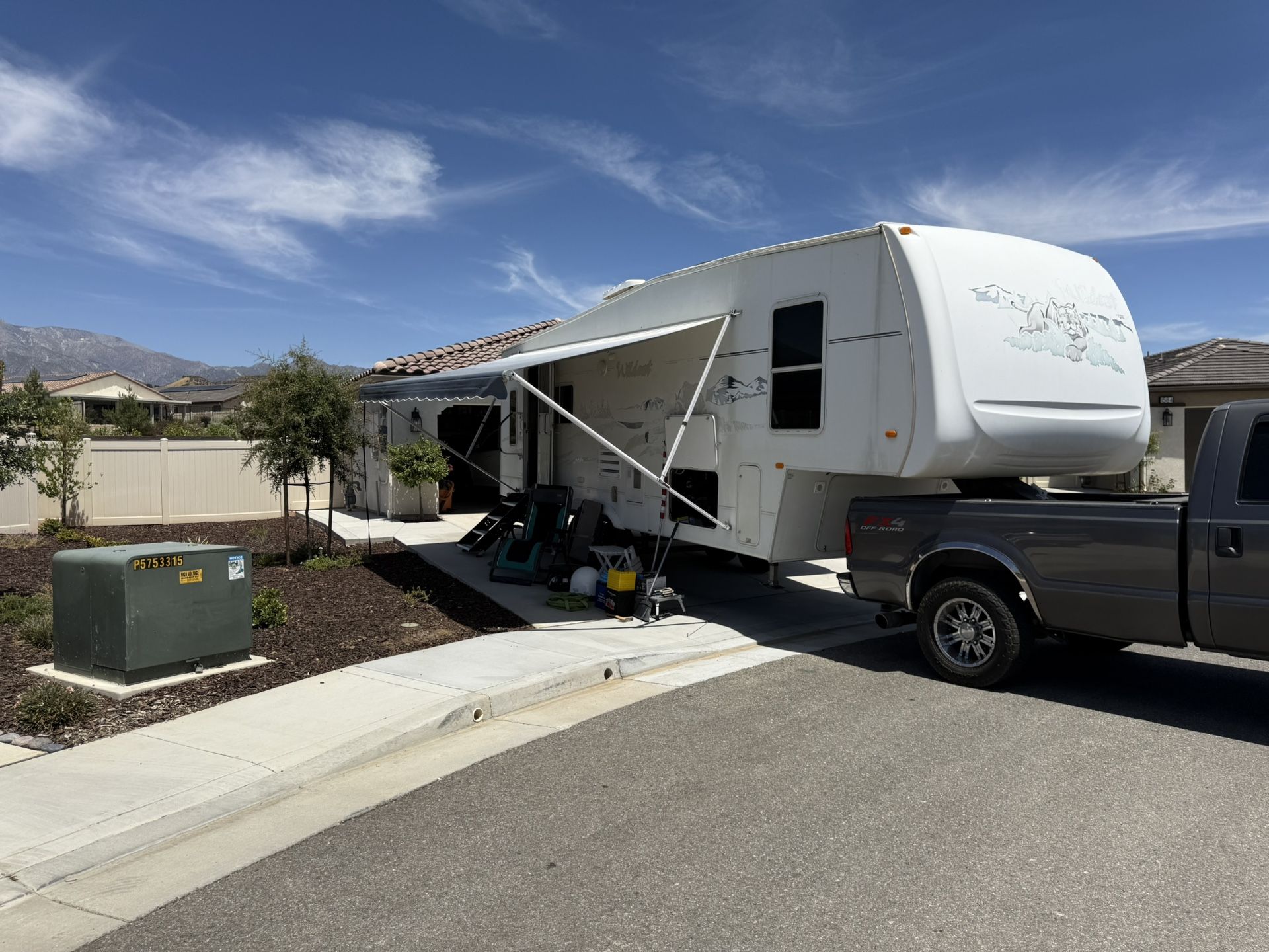Fifth Wheel Trailer