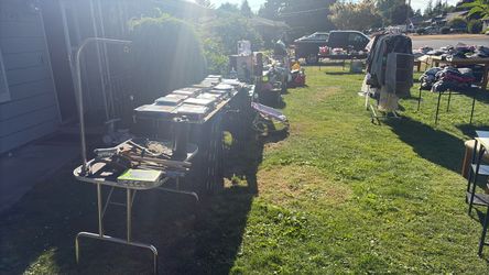 Yard sale ( address in description)