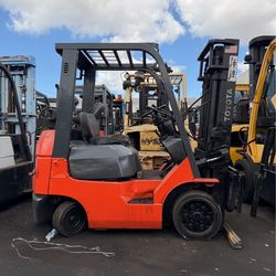 Toyota Forklift Runs Great