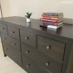 8 DRAWER IKEA DRESSER