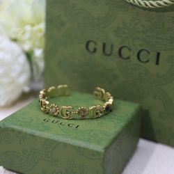 GG Logo With Flower Design Blue Stone Gold Bracelet 
