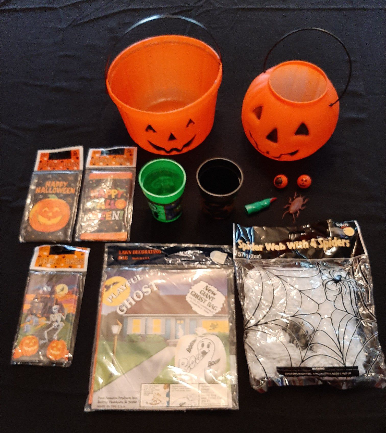 Halloween Buckets, Cups, Baggies and More!