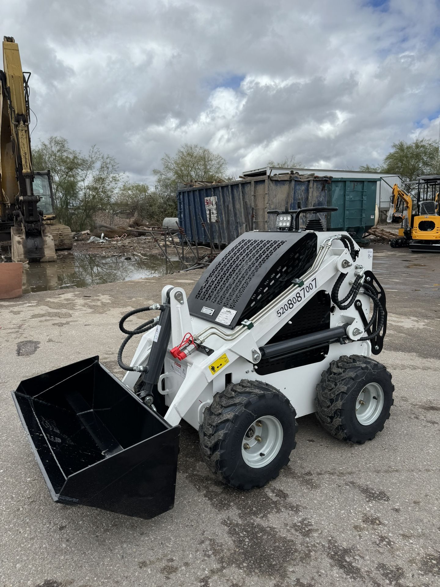 New Gas 15HP Skid Steer