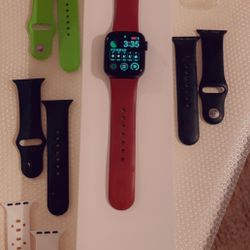 Apple Watch 5 Series With GPS And Cellular 40 Mm Space Gray Color