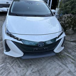 Parts, Toyota Prius prime