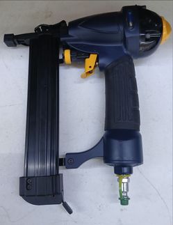 Mastercraft Brad Nailer & Stapler  (CGH048377)